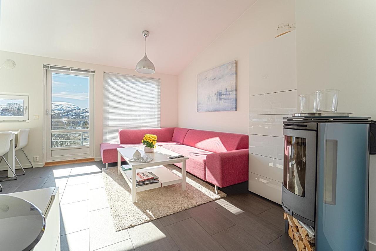 Three-Bedroom Apartment Tjorhom 외부 사진